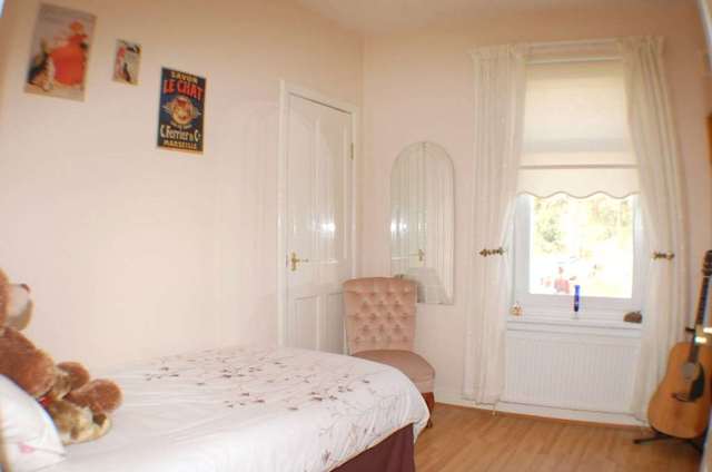  Image of 2 bedroom Cottage for sale in Old Greenock Road Inchinnan Renfrew PA4 at Beardmore Cottages Inchinnan Renfrew, PA4 9PE