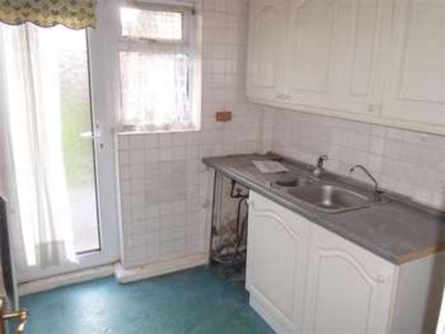 Image of 2 bedroom Detached house for sale in Beauchamps Drive Wickford SS11 at Wickford Essex Wickford, SS11 8NS