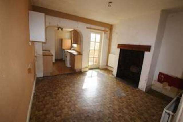  Image of 3 bedroom Terraced house for sale in Beoley Road West Redditch B98 at Redditch Worcestershire Redditch, B98 8LX