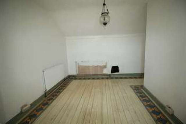 Image of 3 bedroom Terraced house for sale in Beoley Road West Redditch B98 at Redditch Worcestershire Redditch, B98 8LX