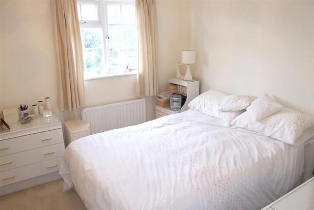  Image of 2 bedroom Detached house for sale in Betony Walk Rushden NN10 at Rushden Northamptonshire Rushden, NN10 0TL