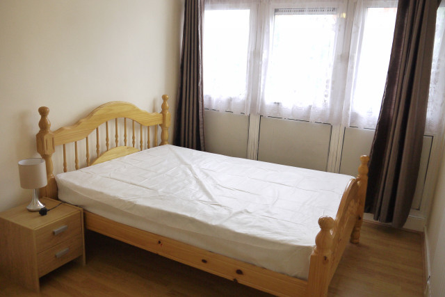  Image of 1 bedroom Flat Share to rent in Bigland Street London E1 at London, E1 2PL