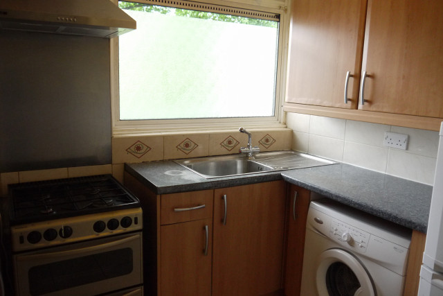  Image of 1 bedroom Flat Share to rent in Bigland Street London E1 at London, E1 2PL