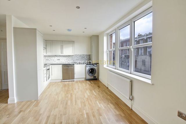  Image of 1 bedroom Flat to rent in Blackheath Road London SE10 at Blackheath Road  Greenwich, SE10 8PD