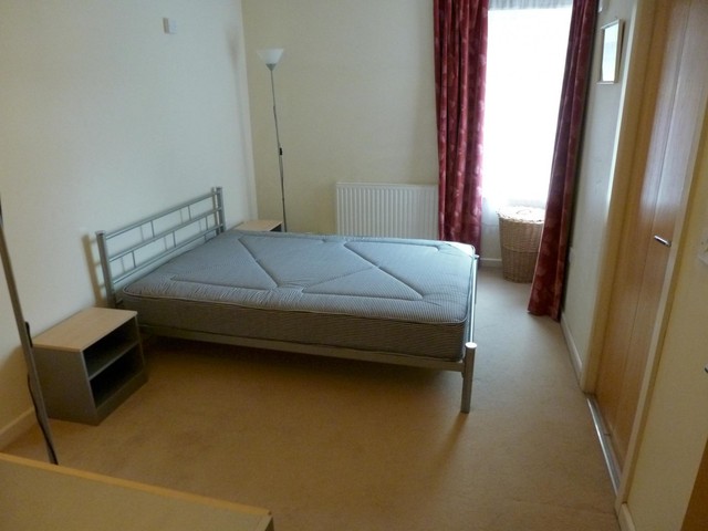  Image of 2 bedroom Flat to rent in Owls Road Boscombe Bournemouth BH5 at 16 Owls Road Boscombe Bournemouth, BH5 1AG