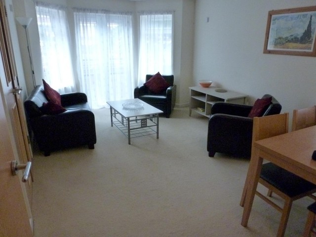  Image of 2 bedroom Flat to rent in Owls Road Boscombe Bournemouth BH5 at 16 Owls Road Boscombe Bournemouth, BH5 1AG