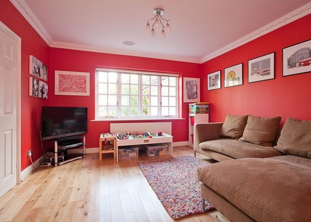  Image of 5 bedroom Detached house to rent in Bramblewood Merstham Redhill RH1 at Merstham  Redhill, RH1 3DW