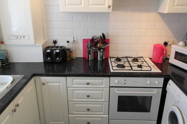  Image of 1 bedroom Apartment to rent in Bransby Court Farsley Pudsey LS28 at Farsley, LS28 5UP