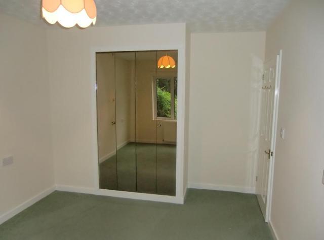  Image of 2 bedroom Bungalow to rent in Station Road Broadway WR12 at Bredon Court and Mews Station Road Broadway, WR12 7DL