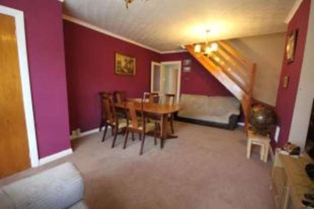  Image of 3 bedroom Bungalow for sale in Brendon Avenue Bedford MK41 at Bedford Bedfordshire Goldington, MK41 9EF