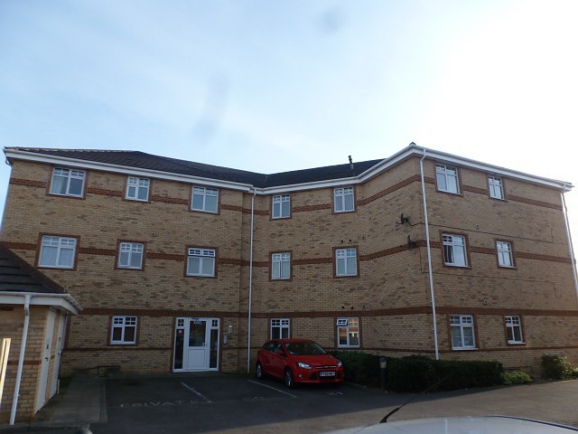  Image of 2 bedroom Flat to rent in Bright Wire Crescent Eastleigh SO50 at Eastleigh, SO50 5SQ