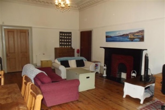 Image of 1 bedroom Flat to rent in Buckingham Terrace Glasgow G12 at Botanics Glasgow Glasgow, G12 8EB