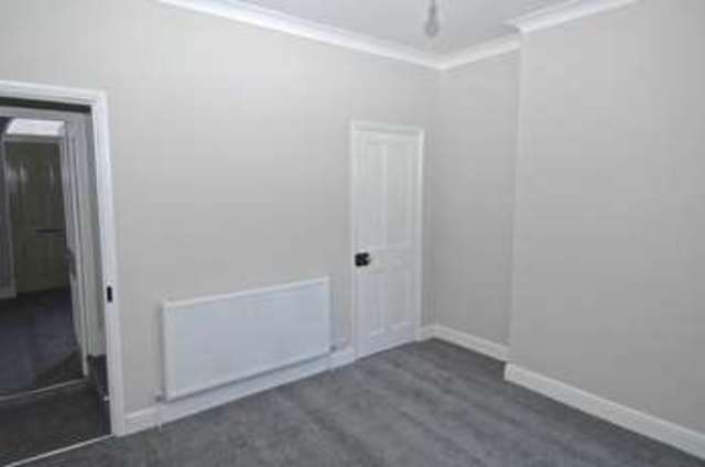  Image of 3 bedroom Terraced house to rent in Bury Street Norwich NR2 at Norwich Norfolk, NR2 2DN