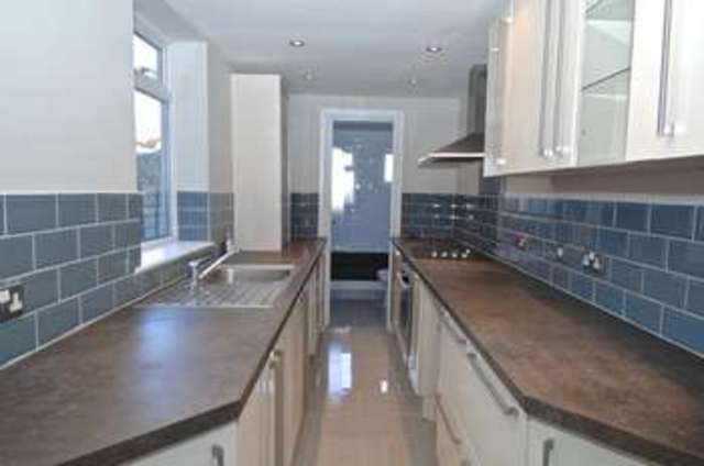  Image of 3 bedroom Terraced house to rent in Bury Street Norwich NR2 at Norwich Norfolk, NR2 2DN