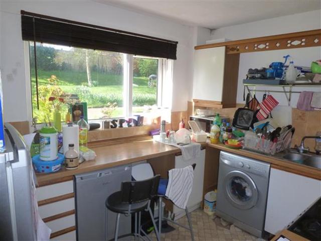  Image of 2 bedroom Maisonette for sale in Vega Road Bushey WD23 at Bushey Heath, WD23 4FX