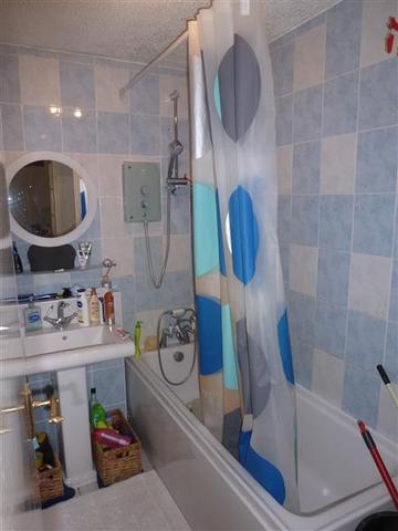  Image of 2 bedroom Maisonette for sale in Vega Road Bushey WD23 at Bushey Heath, WD23 4FX