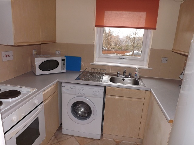  Image of 1 bedroom Flat to rent in Caird Street Hamilton ML3 at Hamilton South Lanarkshire South Lanarkshire, ML3 0AZ