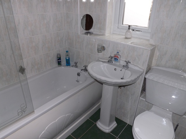  Image of 1 bedroom Flat to rent in Caird Street Hamilton ML3 at Hamilton South Lanarkshire South Lanarkshire, ML3 0AZ