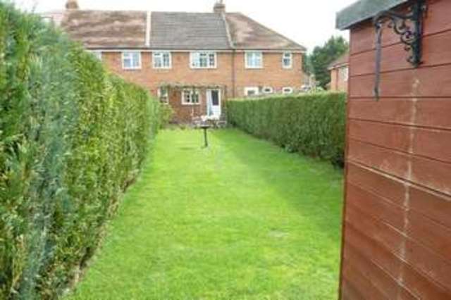  Image of 3 bedroom Terraced house for sale in Callington Road Reading RG2 at Callington Road  Reading, RG2 7QG