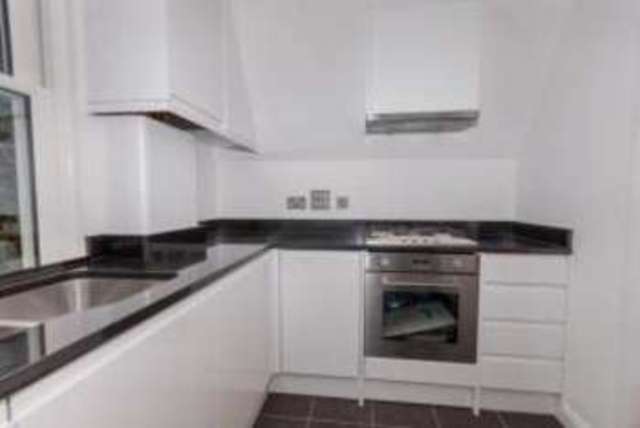  Image of 1 bedroom Flat for sale in Calverley Park Gardens Tunbridge Wells TN1 at Tunbridge Wells Kent Royal Tunbridge Wells, TN1 2JP