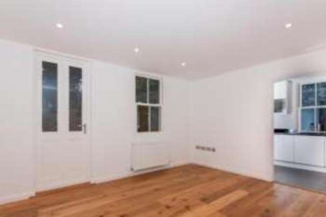  Image of 2 bedroom Flat for sale in Calverley Park Gardens Tunbridge Wells TN1 at Tunbridge Wells Kent Royal Tunbridge Wells, TN1 2JP
