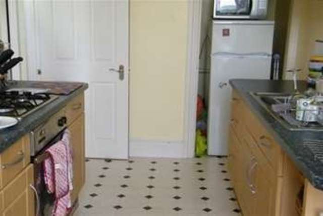  Image of 1 bedroom Flat to rent in Camden Crescent Bath BA1 at Bath, BA1 5HY