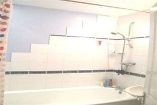  Image of 1 bedroom Flat to rent in Camden Crescent Bath BA1 at Bath, BA1 5HY