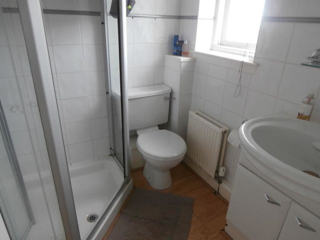  Image of 4 bedroom Detached house to rent in Cameron Knowe Philpstoun Linlithgow EH49 at Linlithgow West Lothian West Lothian, EH49 6RL