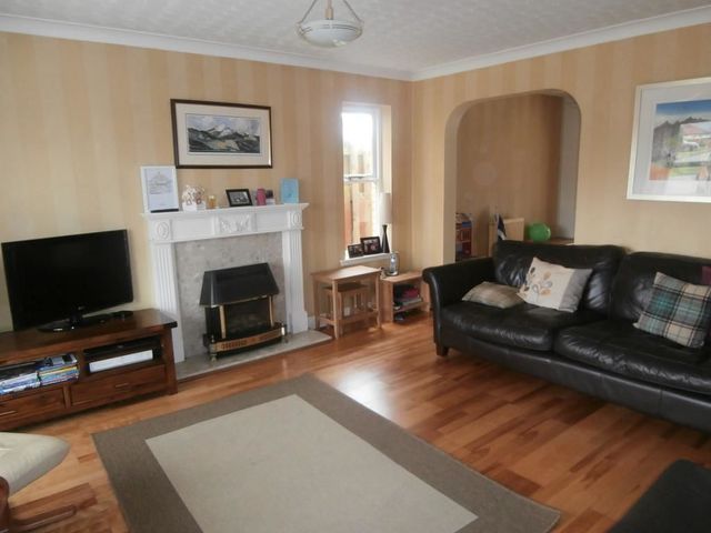  Image of 4 bedroom Detached house to rent in Cameron Knowe Philpstoun Linlithgow EH49 at Linlithgow West Lothian West Lothian, EH49 6RL