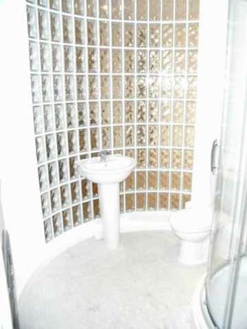  Image of 1 bedroom Apartment to rent in Foundry Lane Ipswich IP4 at Cardinal Lofts College Street Ipswich, IP4 1DJ