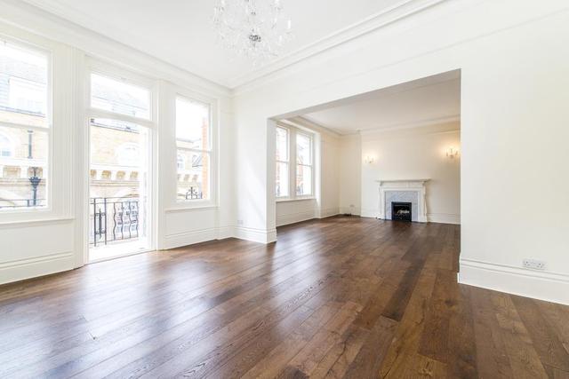  Image of 3 bedroom Flat to rent in Carlisle Place London SW1P at Cardinal Mansions  Carlisle Place, SW1P 1EY