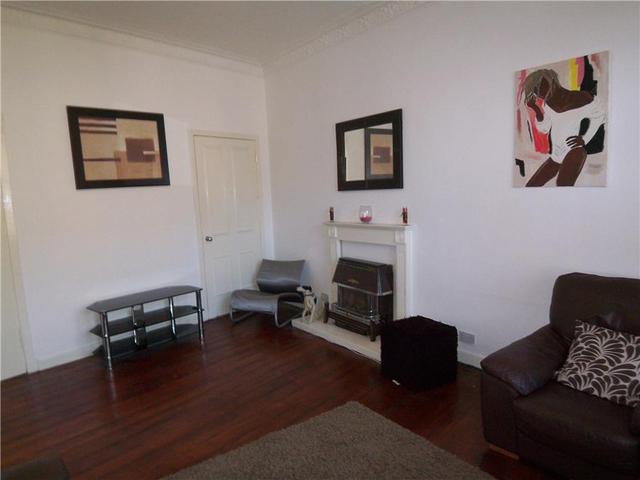  Image of 2 bedroom Flat to rent in Castle Street Paisley PA1 at Paisley Renfrewshire Renfrewshire, PA1 2JW