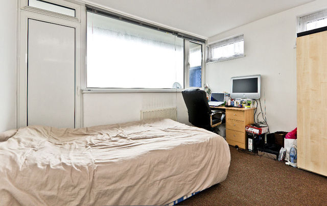  Image of 3 bedroom Flat to rent in Castle Mead Camberwell Road London SE5 at Camberwell Road  London, SE5 0EB