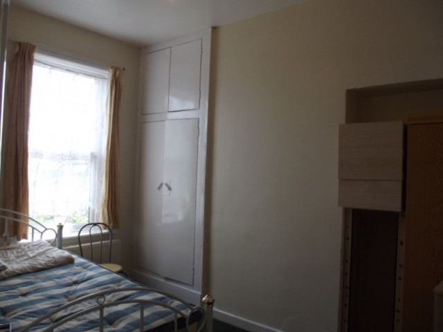  Image of 3 bedroom Terraced house to rent in Castleton Road Preston PR1 at Castleton Road  Preston, PR1 6QH