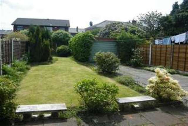  Image of 3 bedroom Detached house to rent in Cawdor Avenue Farnworth Bolton BL4 at Bolton, BL4 7HU
