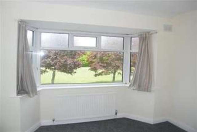  Image of 3 bedroom Detached house to rent in Cawdor Avenue Farnworth Bolton BL4 at Bolton, BL4 7HU