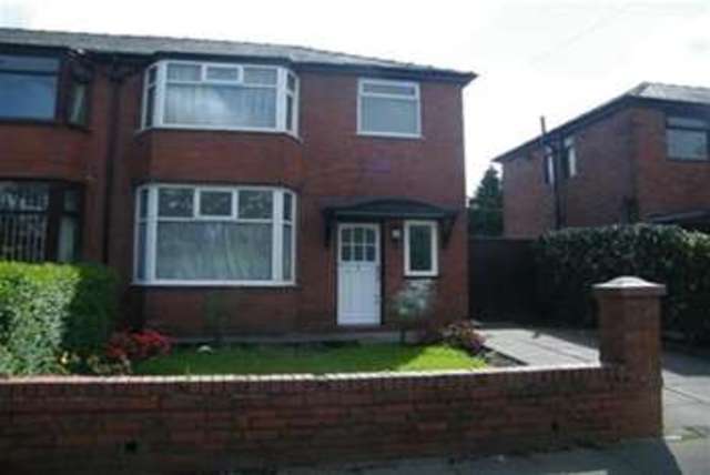  Image of 3 bedroom Detached house to rent in Cawdor Avenue Farnworth Bolton BL4 at Bolton, BL4 7HU