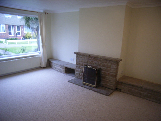  Image of 3 bedroom Detached house to rent in Cedar Close Worthing BN13 at Worthing, BN13 2JA