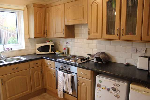  Image of 2 bedroom Semi-Detached house to rent in Chesterton Close Plymouth PL5 at Chesterton Close Crownhill Plymouth, PL5 3SB