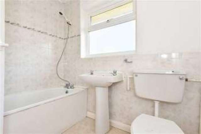  Image of 3 bedroom Property to rent in Chichester Close Hove BN3 at Chichester Close Hangleton Hangleton, BN3 8ET