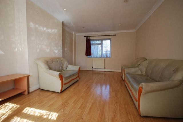  Image of 3 bedroom Semi-Detached house to rent in Christchurch Avenue Wembley HA0 at WEMBLEY, HA0 4DU