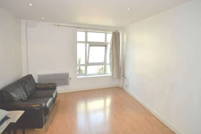  Image of 2 bedroom Apartment to rent in Welland Street London SE10 at Welland Street Greenwich London, SE10 9DT