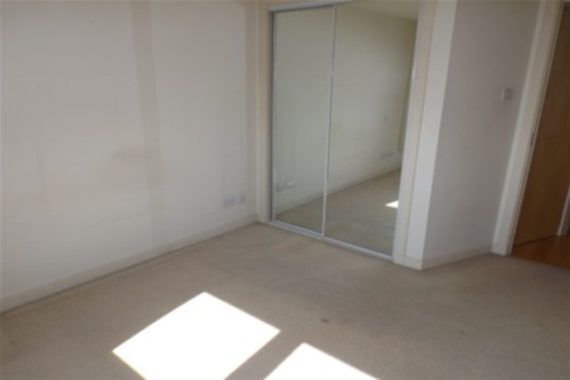  Image of 1 bedroom Flat to rent in Clyde Street Glasgow G1 at City Centre Glasgow Glasgow, G1 4NP