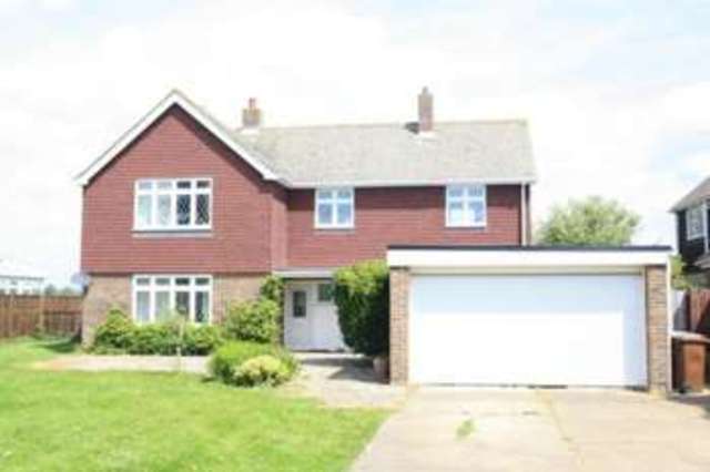  Image of 3 bedroom Detached house to rent in Coastal Road East Preston Littlehampton BN16 at East Preston Kingston, BN16 1SJ