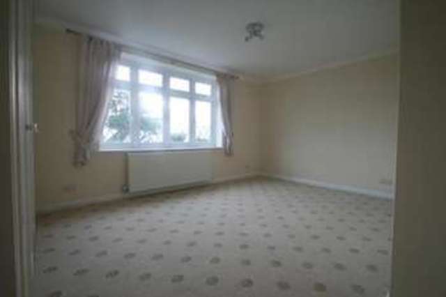  Image of 3 bedroom Detached house to rent in Coastal Road East Preston Littlehampton BN16 at East Preston Kingston, BN16 1SJ