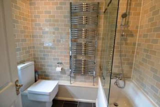  Image of 2 bedroom Semi-Detached house to rent in Coldbath Road Moseley Birmingham B13 at Coldbath Road  Birmingham, B13 0AG