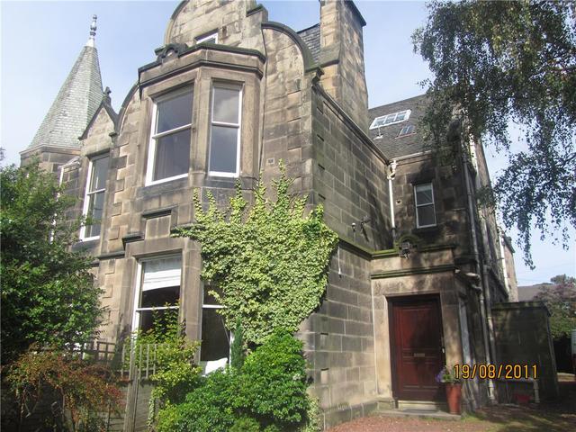  Image of 4 bedroom Flat to rent in Colinton Road Edinburgh EH10 at Merchiston Edinburgh Edinburgh, EH10 5EQ