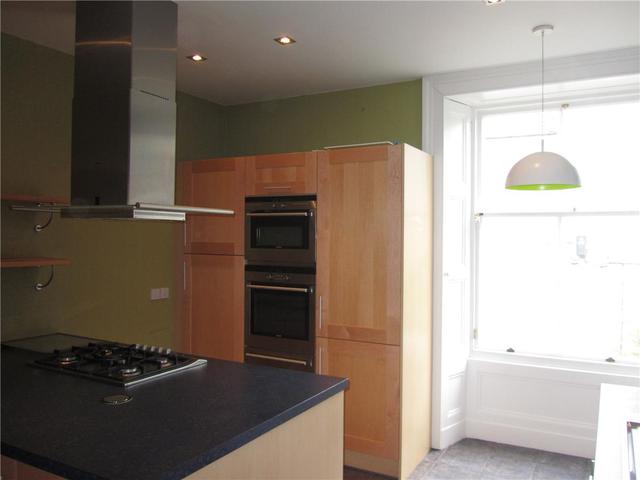  Image of 4 bedroom Flat to rent in Colinton Road Edinburgh EH10 at Merchiston Edinburgh Edinburgh, EH10 5EQ