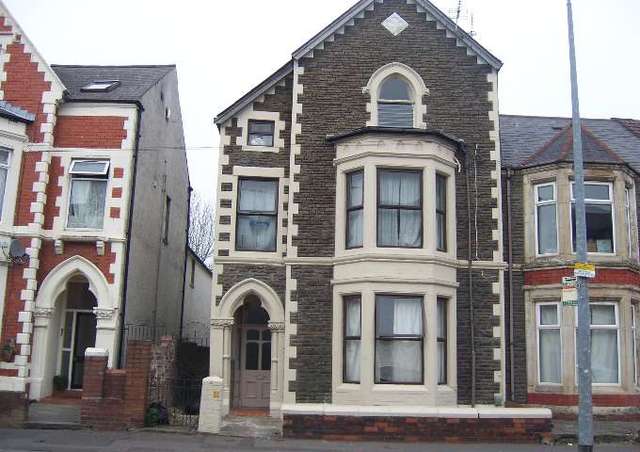 Image of 2 bedroom Flat to rent in Colum Road Cardiff CF10 at Cathays Cardiff Cardiff, CF10 3EH