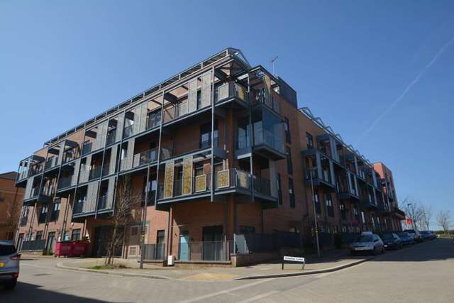  Image of 2 bedroom Apartment to rent in Columbia Place Campbell Park Milton Keynes MK9 at Columbia Place Campbell Park Milton Keynes, MK9 4AT